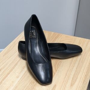 Naturalizer Black Women's Flats